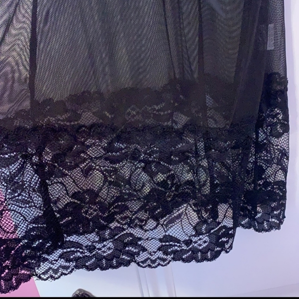 Contrast Lace Bow Front Sheer Mesh Night Dress With G-String Sz S